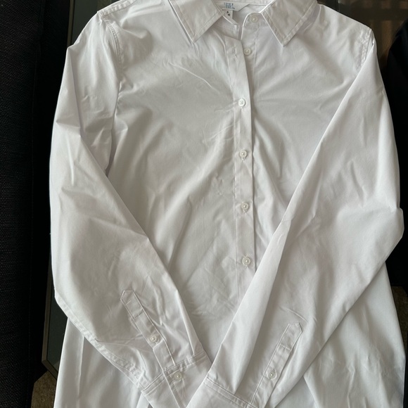 Two Button Down Shirts - Picture 3 of 7